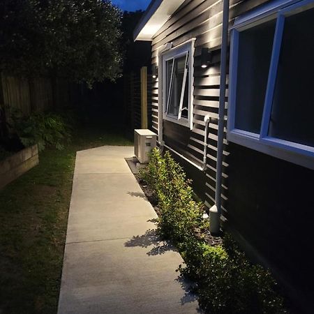 Ferienwohnung Sleepout Hideaway Rotorua Exterior foto